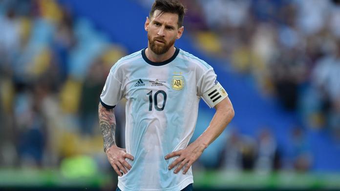 Tvrdá kritika! Messi se opřel do hřišť. Jsou ostudná, vzkázal Brazilcům