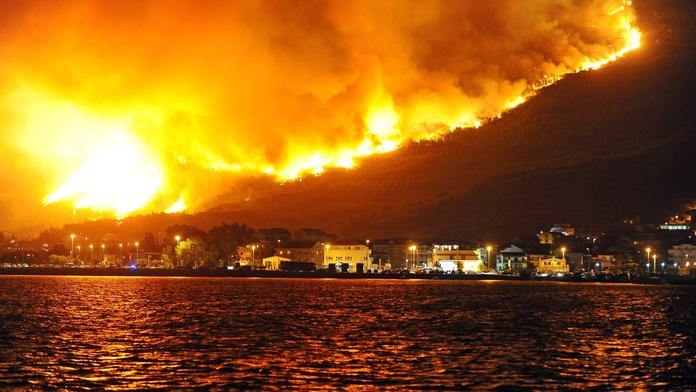 Požár u Dubrovníku odpálil miny z války! Ozvalo se 34 výbuchů