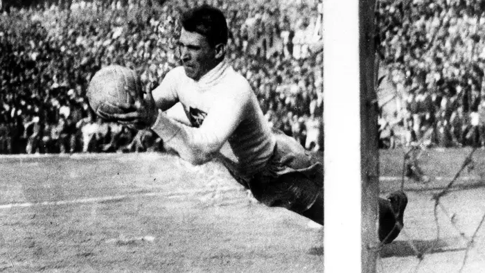 František Plánička na dobové fotografii z MS 1934 v Itálii