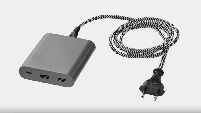 IKEA stahuje z prodeje USB nabíječku