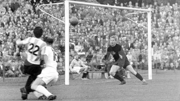 Jediná fotografie z fotbalového MS 1958, kde Československo smetlo Argentinu 6:1