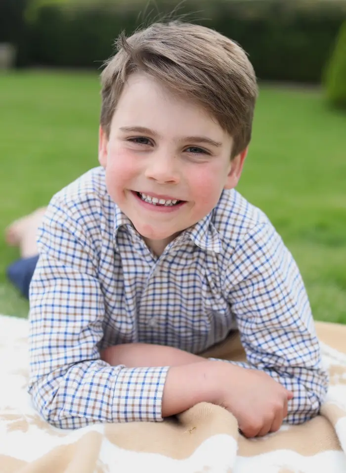 Oficiální fotografie k šestým narozeninám prince Louise