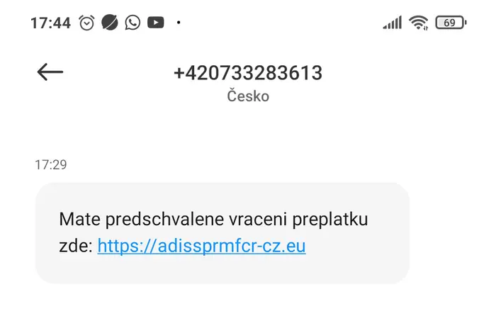 Podvodná SMS slibuje přeplatek na dani