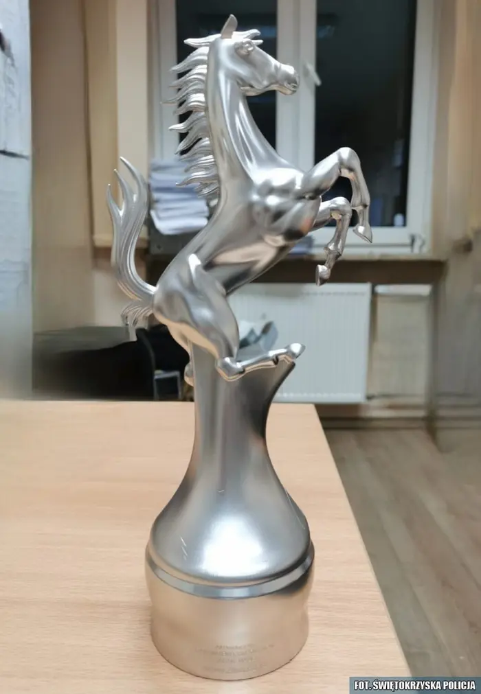 Figurka koně