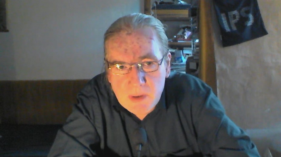 Voliči jsou rozděleni na dvě velké skupiny, říká politolog. Dle průzkumu teď vede ANO