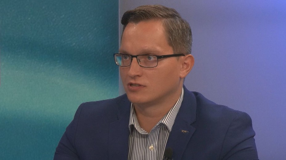 Ekonom Křeček: Některé rafinérie zneužívají inflace a navyšují si marže