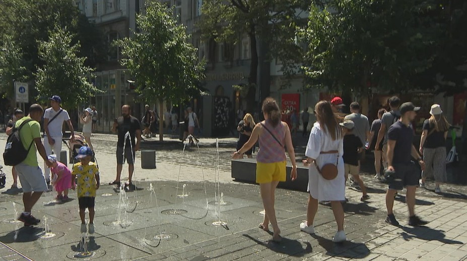 Praha má mapu míst, kde se lze ochladit. Je v ní přehled pítek a fontán, říká Komrsková