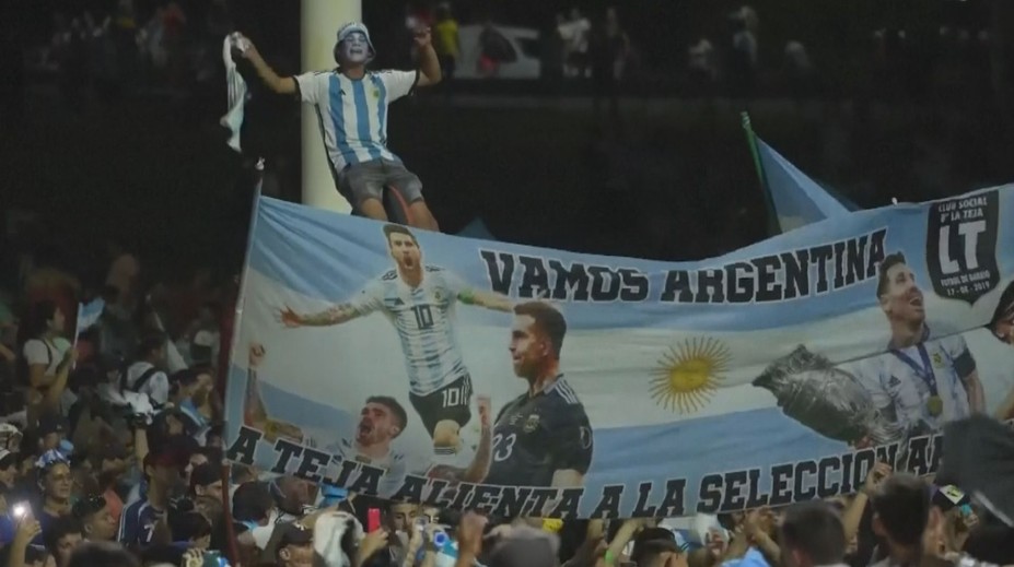 Rey: Argentina fotbalem žije. Běžní lidé tam sní, že budou jako Messi