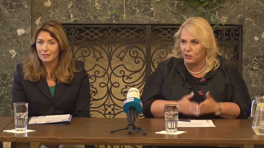 Tisková konference o bydlení s ministryní Klárou Dostálovou