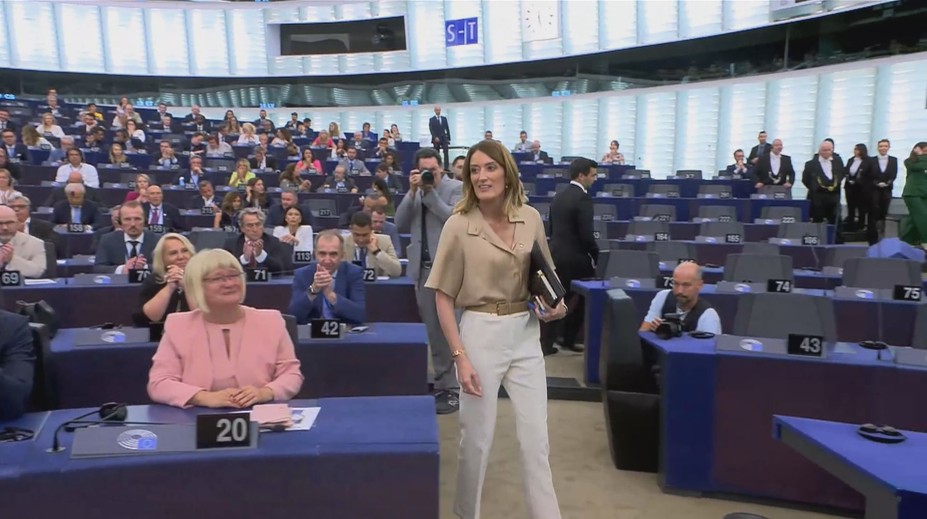 Nový europarlament poprvé zasedal. Do čela znovu zvolil Metsolaovou