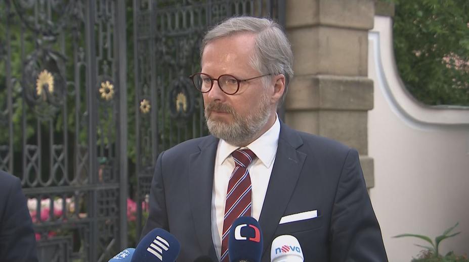 Fiala jednal se Zemanem. Probrali nového šéfa ČNB i energetickou bezpečnost