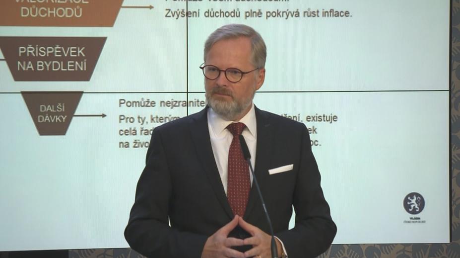 Tisková konference po jednání vlády o cenách energií