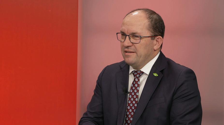 Výborný: Bojujeme s přemnožením. Zvěřinu bychom rádi dostali i do školních jídelen