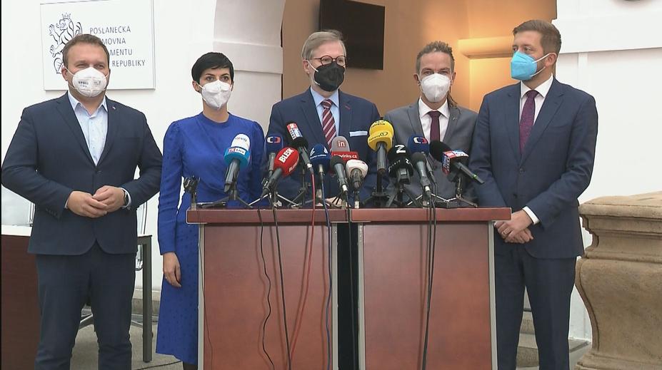 Tisková konference koalic SPOLU a PirSTAN
