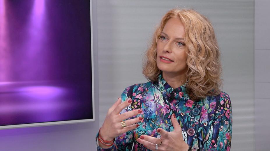 Vždy mě zajímá, co by z rozhovoru chtěl host, říká moderátorka Kristina Kloubková