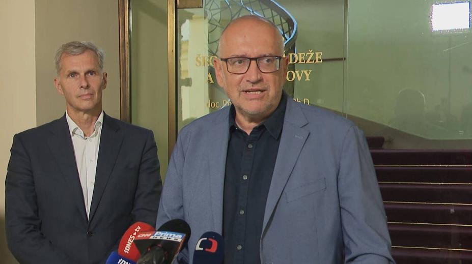 Mikuláš Bek: Vědomostní soutěže ve škole se mohou nadále jmenovat olympiády
