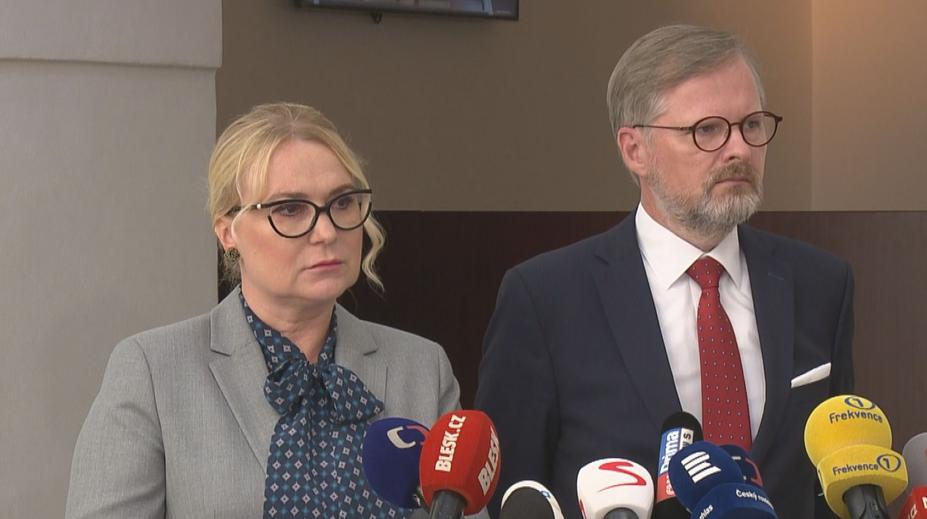 Vláda chce nakoupit americké stíhačky. Mají nahradit švédské gripeny