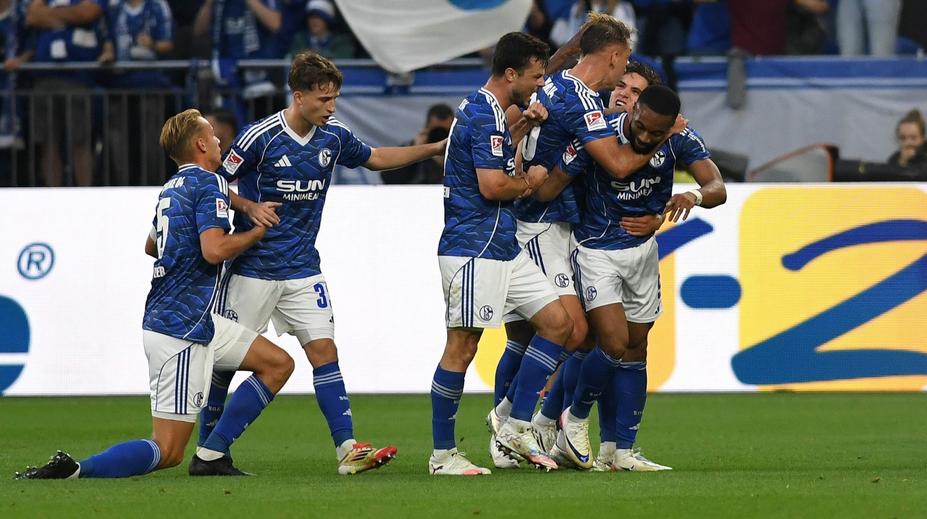 2. Bundesliga: Schalke vs. Hertha – 1. 8. 2025