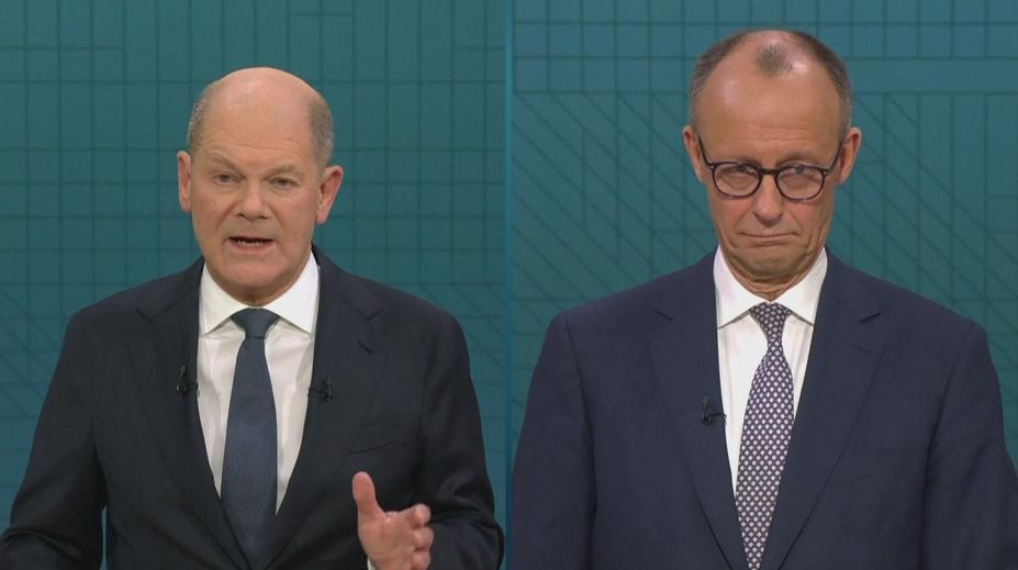 Debata Scholze a Merze: Kandidáti na hlavu Německa řešili migraci i Trumpa