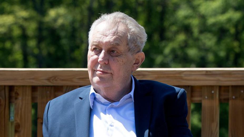 Prezident Zeman má covid-19
