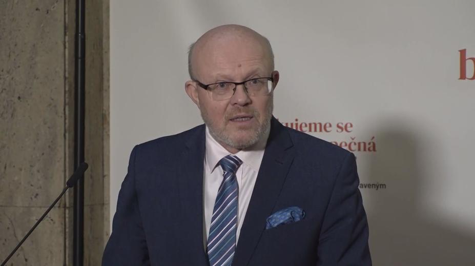 Válek: Čekací lhůty se v nemocnicích vrátily na úroveň před covidem