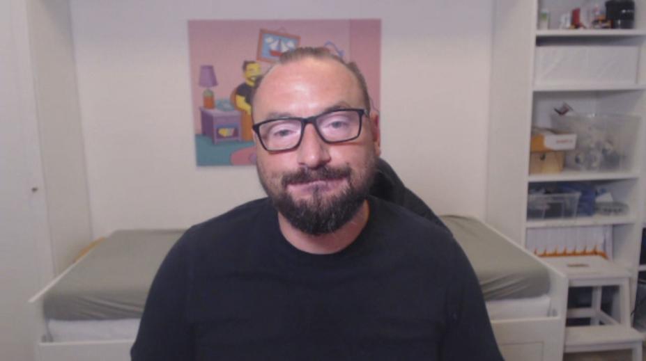 K vytvoření kopie člověka stačí kyberšmejdům jen málo. Expert poradil, jak poznat podvod