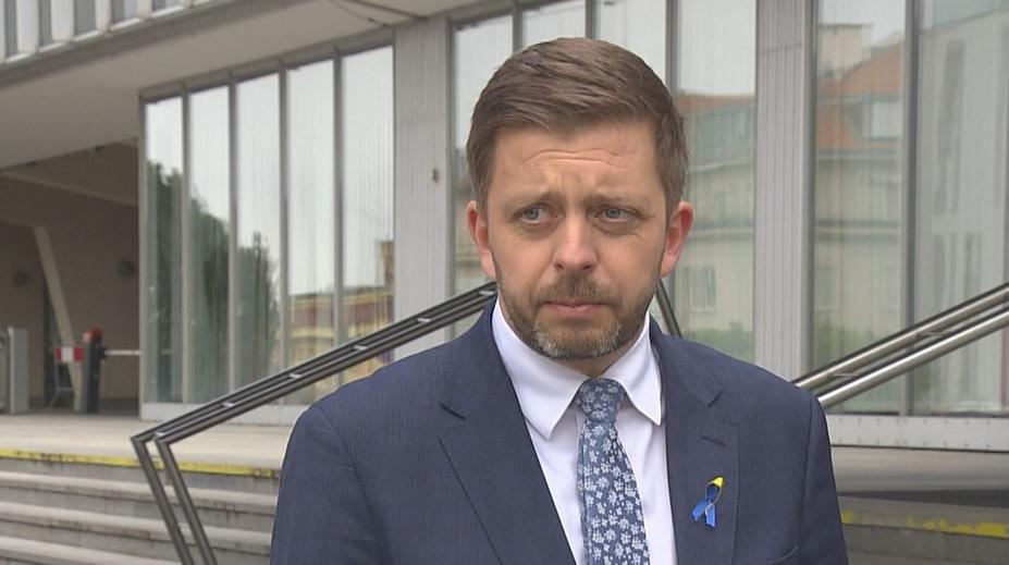 Mračna nad hnutím STAN: Gazdík rezignoval, Polčák pozastavil členství. Co bude s Rakušanem?