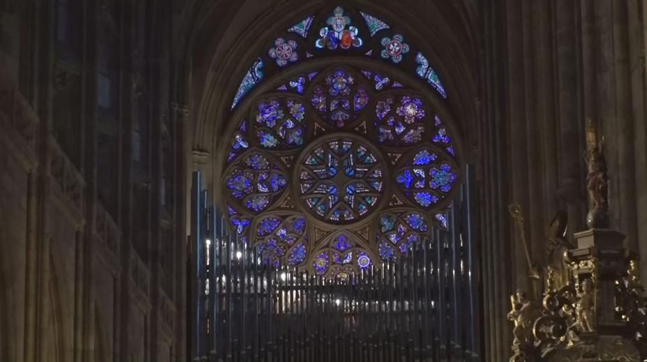 Popeleční středa před Velikonoci: Věřící si odpírají jídlo i sledování internetu