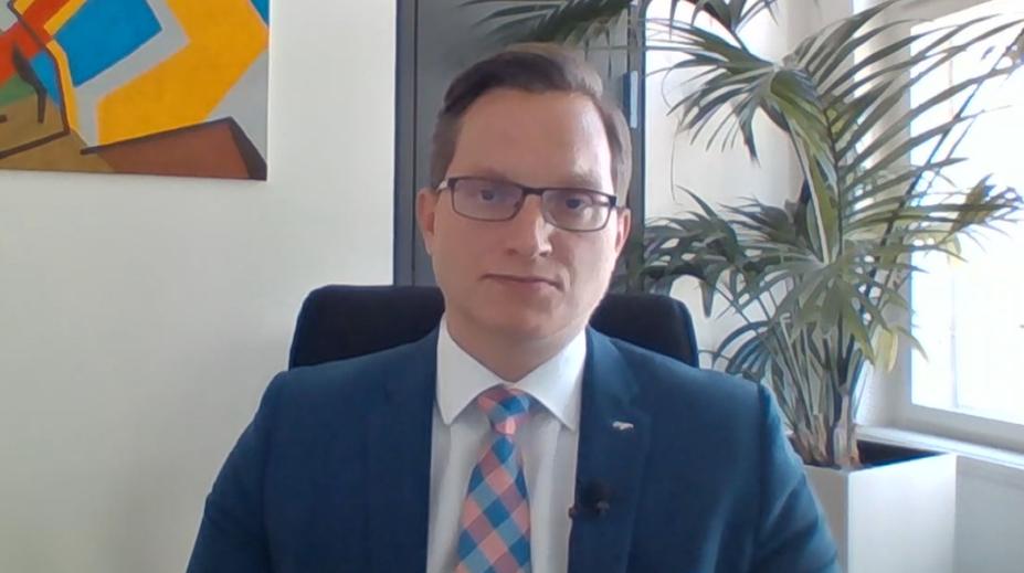 Snížení životní úrovně? Dle ekonoma Křečka lze v závěru roku čekat pokles ekonomiky