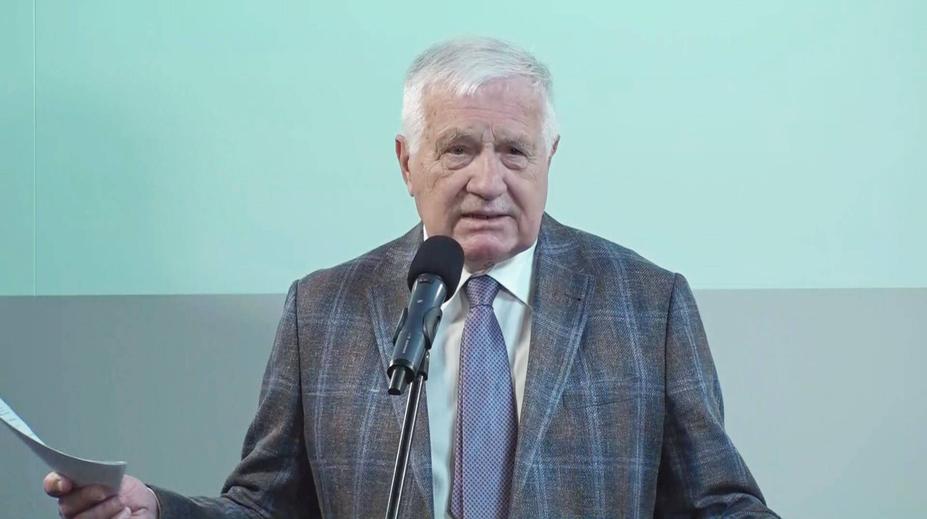 Česká ekonomika se musí systémově změnit. Je třeba myšlenkový zvrat, tvrdí Klaus