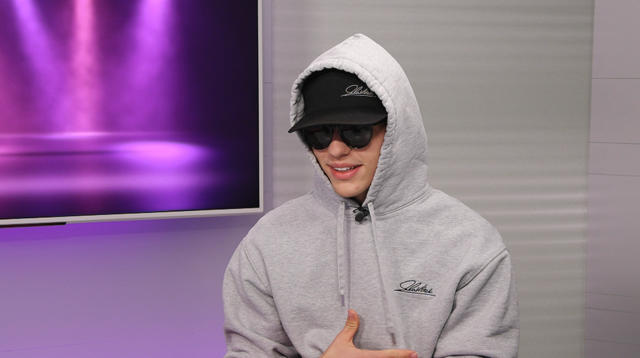 Žít v anonymitě mi dává svobodu a klid, řekl hudebník