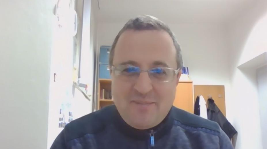 Je téměř vyloučeno, aby Babiš prodal svůj holding kvůli střetu zájmů, říká Hanáček