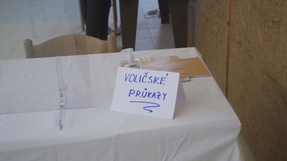 Přípravy volebních místností