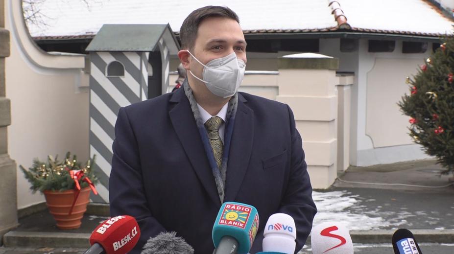 Názory odborníků na schůzku Jana Lipavského s prezidentem