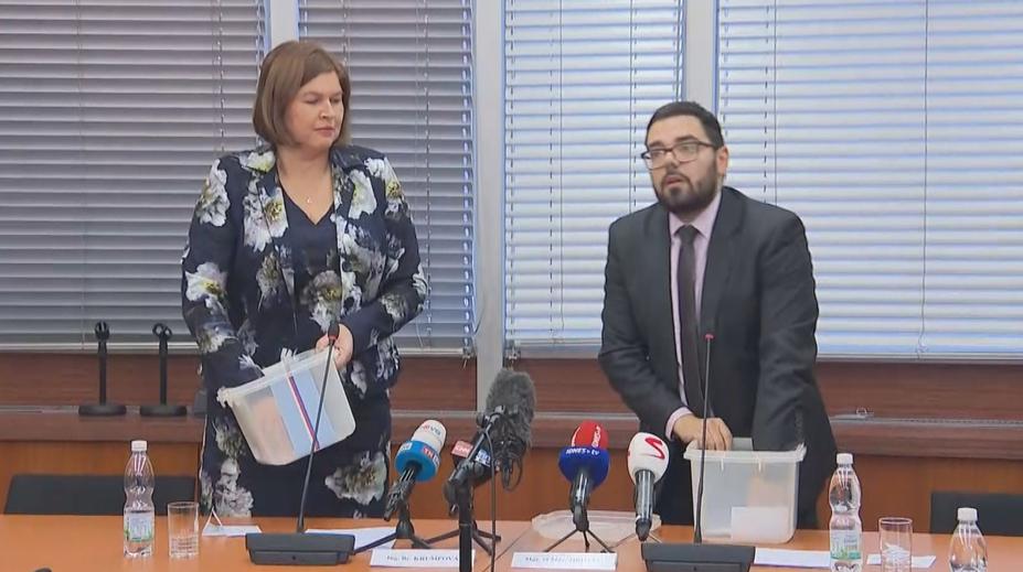 Kandidáti bojující o místo v europarlamentu jsou očíslováni