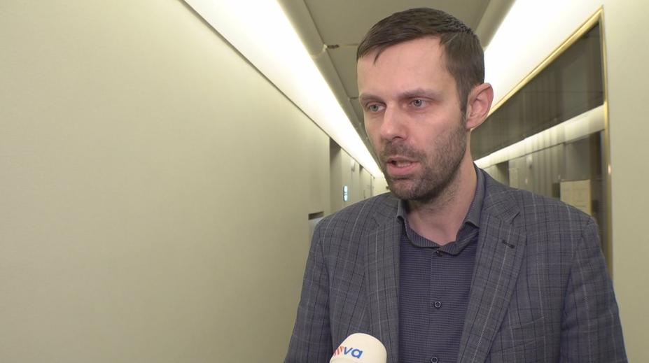 Manželství pro stejnopohlavní páry jde do finále. Proti adopci jsou Heller a Šafránková