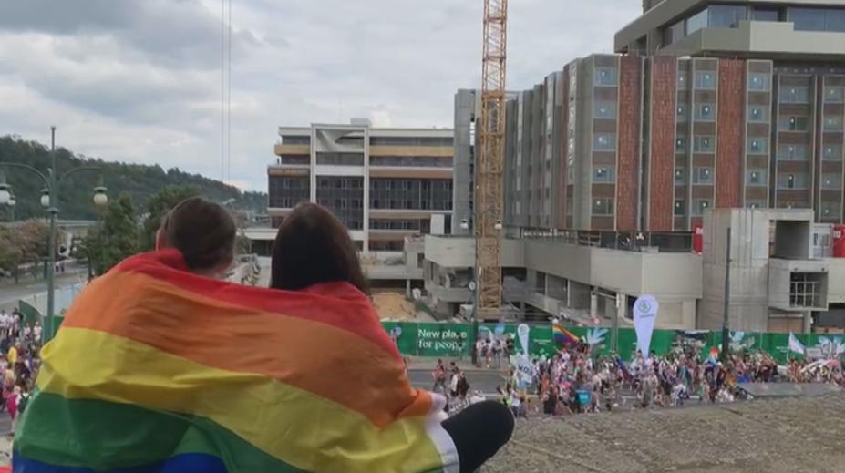 Poslanci jednají o manželství pro všechny. Koalice na něj nemá jednotný názor, říká Eichler