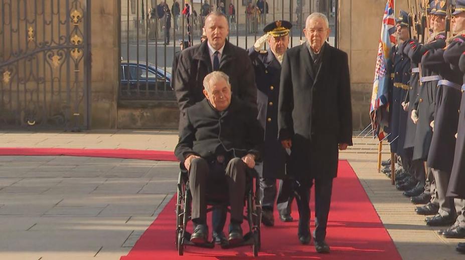 Rakouský prezident se v Česku setká se Zemanem i Fialou