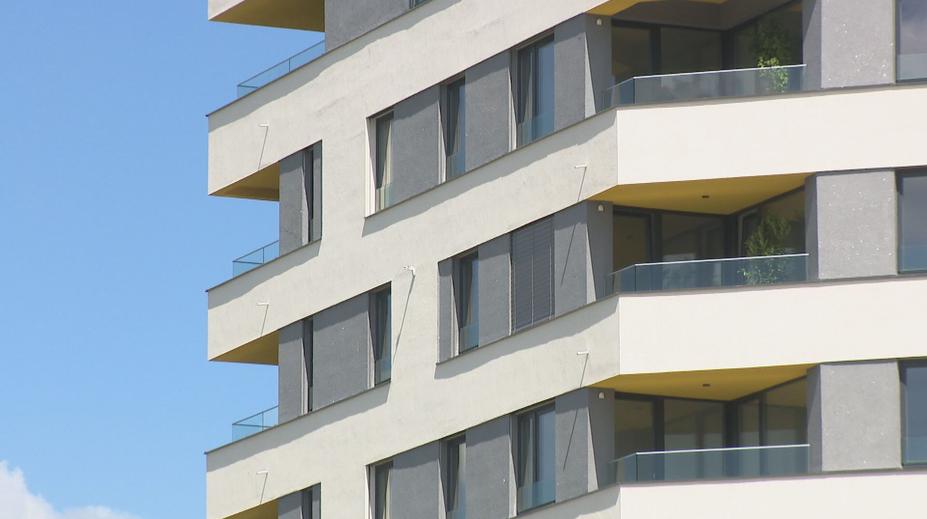 Na trh nepřichází dost bytů. Nájemní bydlení už není prohra, říká expert