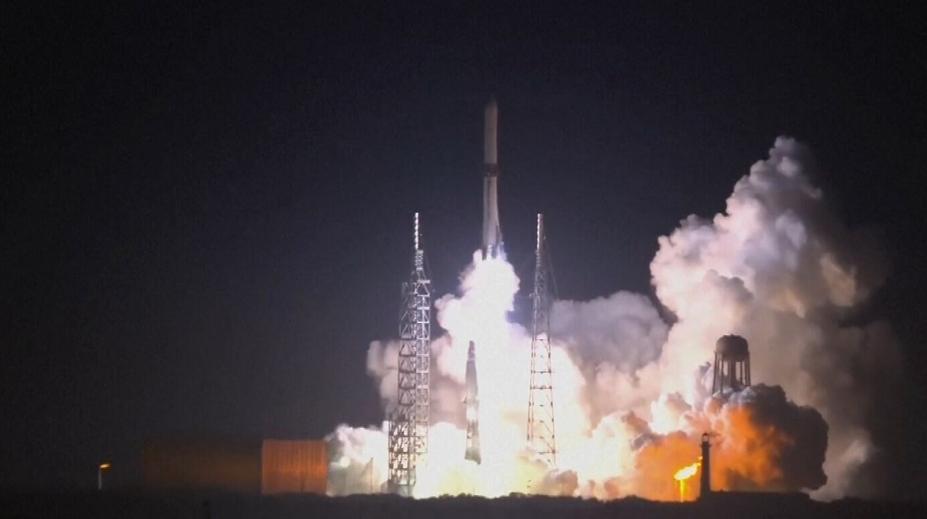 Raketa Jeffa Bezose odstartovala. Mohla by ji využívat NASA, říká odborník