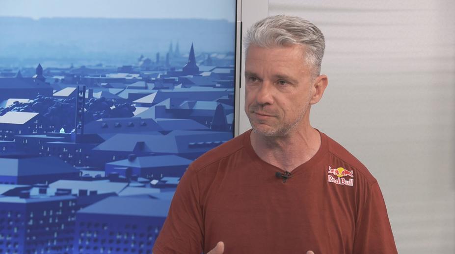 Adrenalin ve vzduchu: Jan Rudzinskyj a jeho akrobatické umění