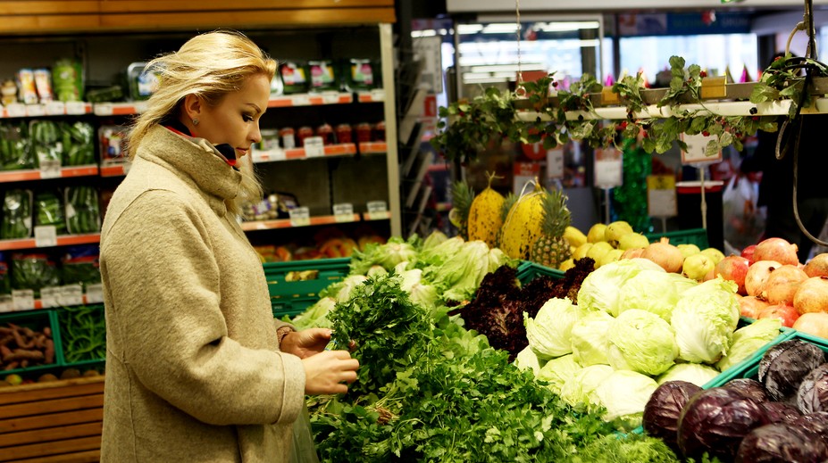 Řetězec stahuje z prodeje zeleninu. Nejezte ji, vrátíme vám peníze, žádá
