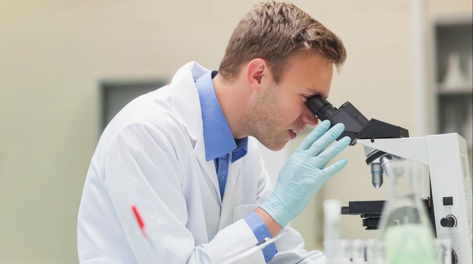 Vědci hlásí přelom v léčbě rakoviny. Lék zmenšil nádory u většiny lidí