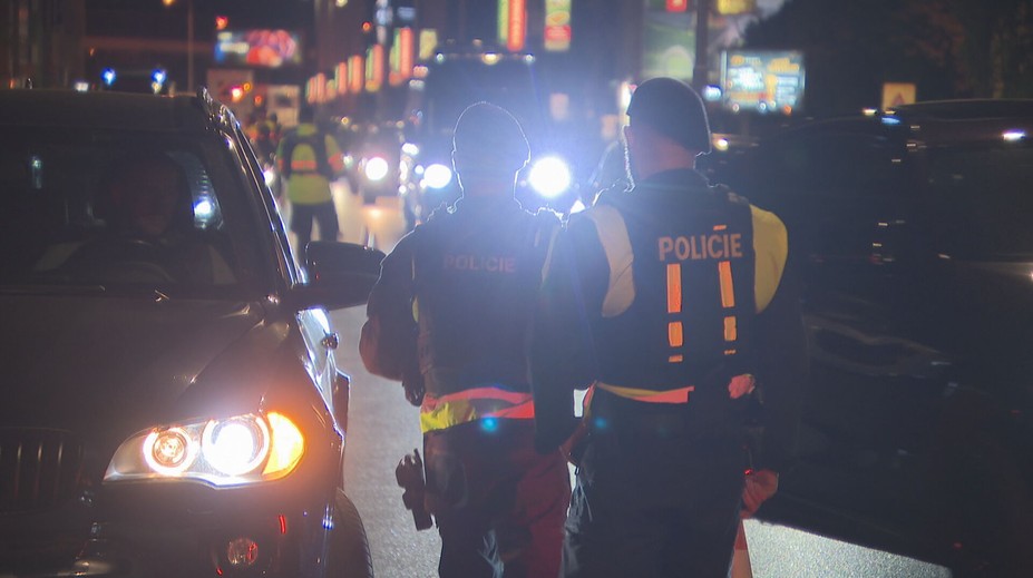 Praha si posvítila na opilé řidiče. Během bezpečnostní akce nadýchalo sedm lidí