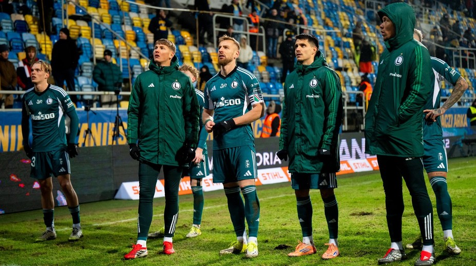 Slavný klub na dně: Fanoušci po další ztrátě drsně vyhrožovali hráčům