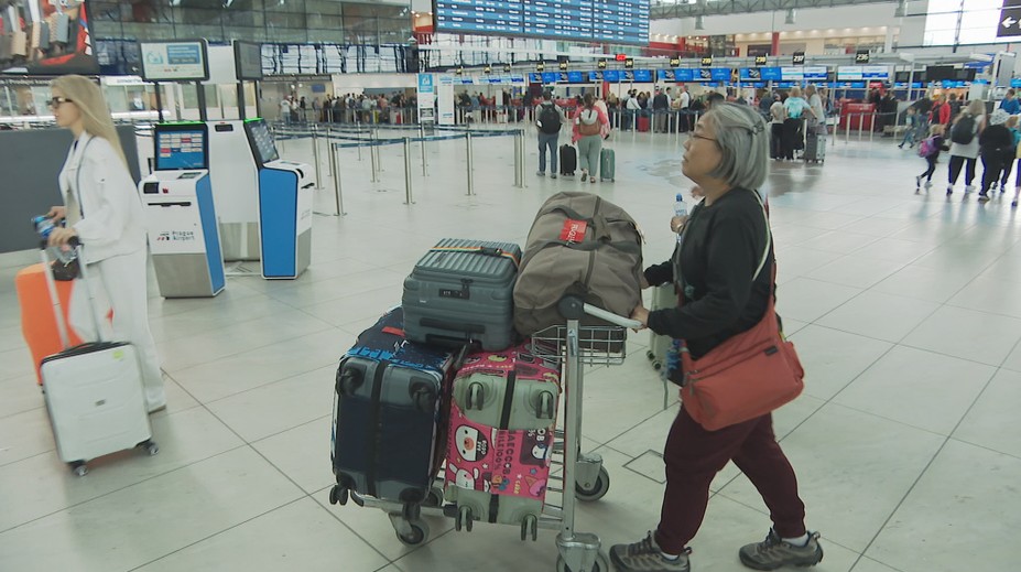 Dovolená se může zvrtnout. Odborníci radí, jak se bránit problémům