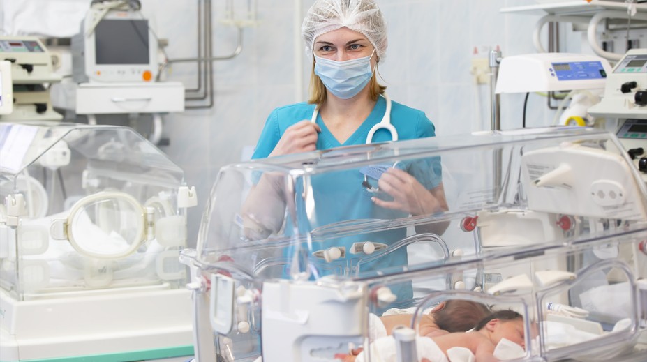 Češi vymírají, migrantů přibývá. Čísla jsou nejhorší od roku 1919