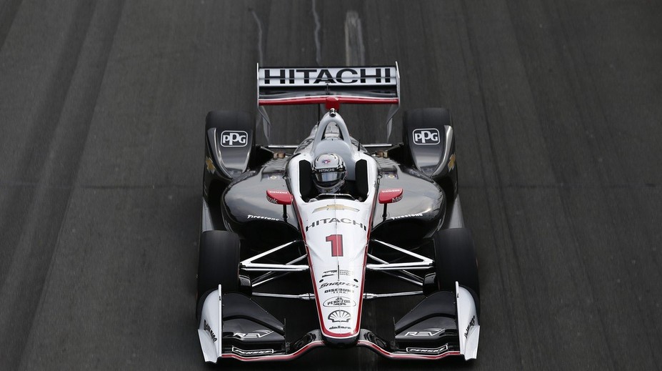 Domácím hvězdám vypálil rybník Newgarden. Jezdce potrápil déšť