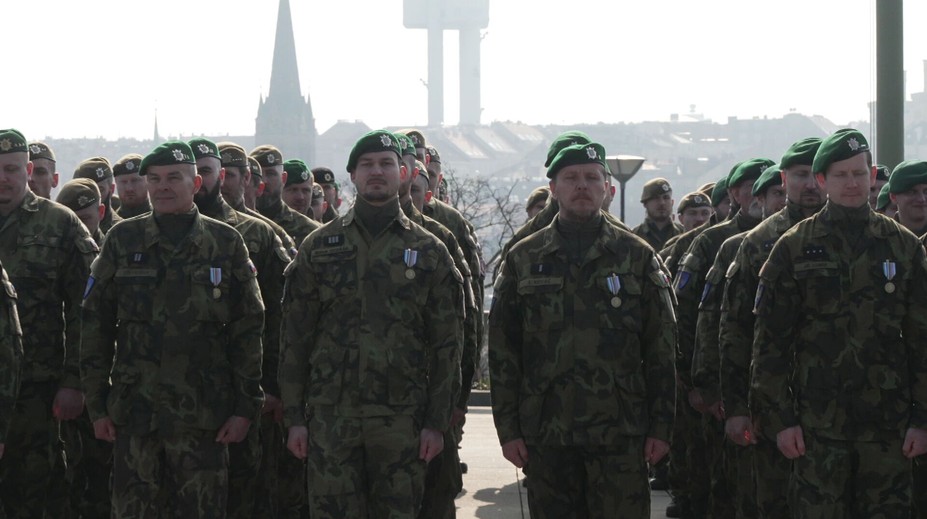 Hàng trăm quân nhân Czech trở về sau nhiệm vụ nước ngoài
