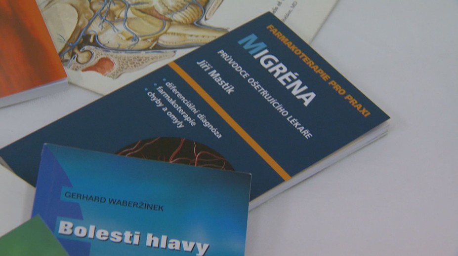Spoustu Čechů trápí silné migrény. Setkávají se s pohrdáním i šikanou